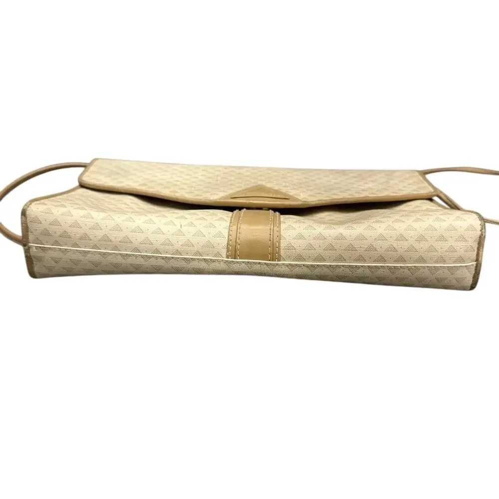 Liz Claiborne 1984 Vintage Tan Triangle Envelope Fold Over Shoulder Purse